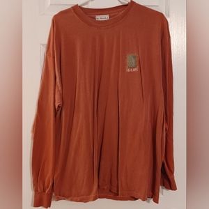 *Donating soon if not sold* XXL long-sleeved shirt